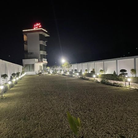 SUMEDHA G Village Resort&Spa Raiwala Exteriör bild