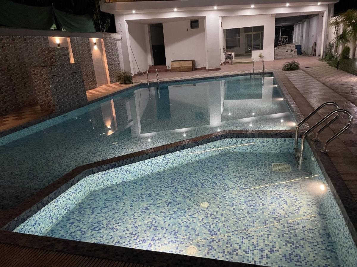 SUMEDHA G Village Resort&Spa Raiwala Exteriör bild